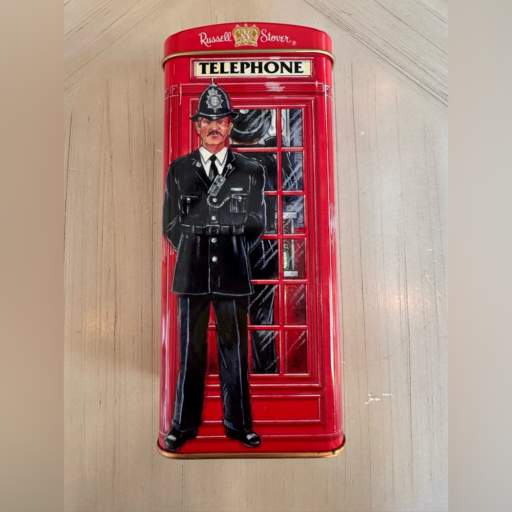 Vintage Russell Stover English Caramels Tin – London Telephone Booth – Coin Bank
